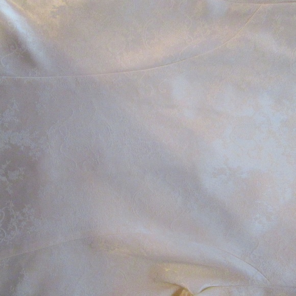 Nah Nah Ivory women's peplum top - Picture 5 of 8